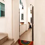 Casa Del Pozzo Sulla *